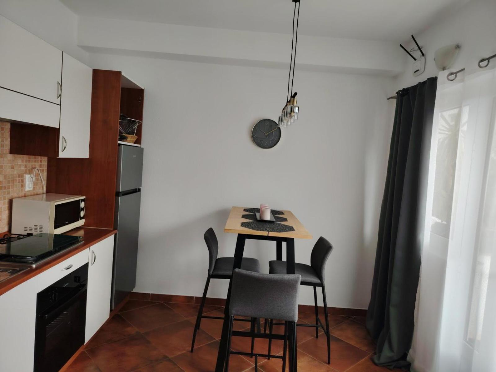 Apartments Ella Makarska Kültér fotó